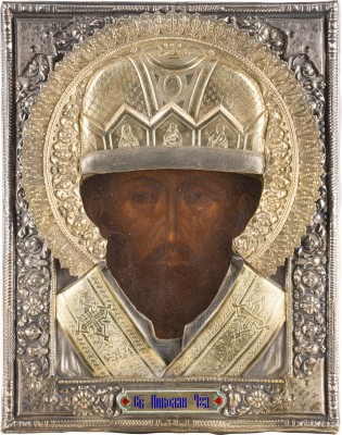 Auction 142<br>KLEINE IKONE MIT DEM HEILIGEN NIKOLAUS VON MYRA MIT MASSIVEM CHAMPLEVÈ-VERMEIL-OKLAD