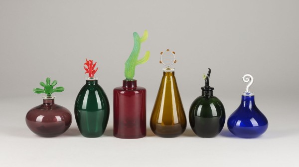 Auktion 144<br>FÜNF VASEN 'MONOFIORE' UND FLASCHE 'CACTUS'