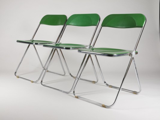 Auktion 144<br>DREI STÜHLE / KLAPPSTÜHLE MODELL 'PLIA'