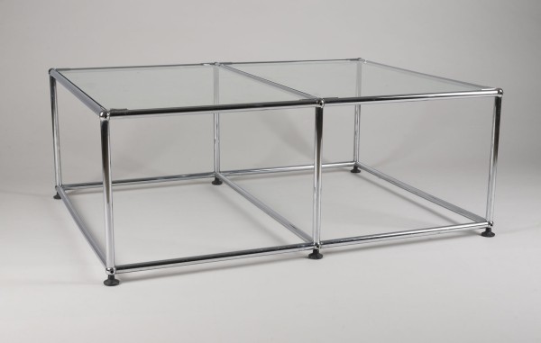 Auction 144<br>GROSSER BEISTELLTISCH VON USM