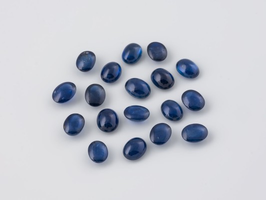 Picture SAPHIR CABOCHON KONVOLUT