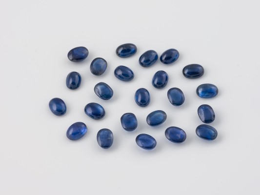 Picture SAPHIR CABOCHON KONVOLUT