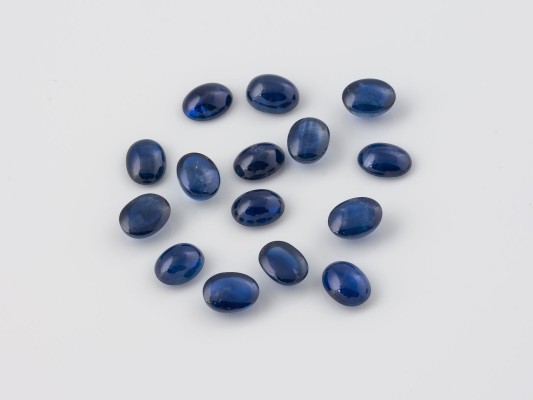 Bild SAPHIR CABOCHON KONVOLUT