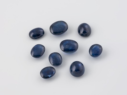Picture SAPHIR CABOCHON KONVOLUT