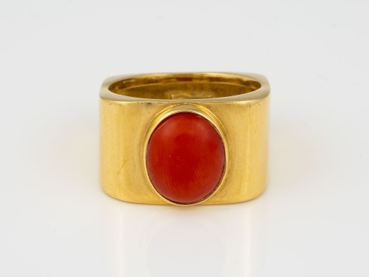 Auktion <br>KORALLEN RING