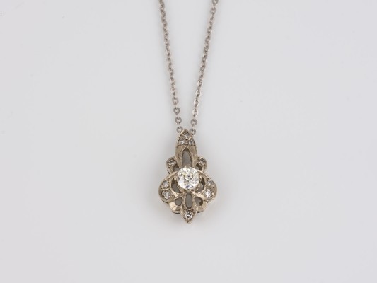 Bild DIAMANT ANHÄNGER MIT KETTE