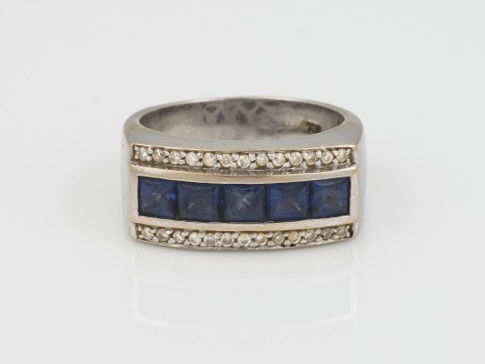 Picture EDELSTEIN RING