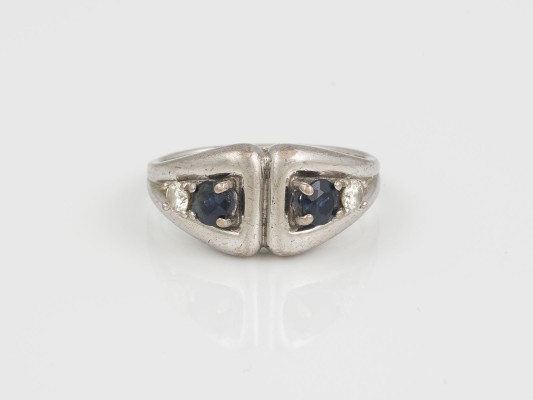 Auction <br>SAPHIR RING