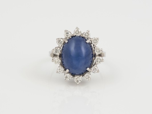 Auction <br>STERNSAPHIR RING