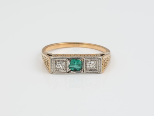 Picture EDELSTEIN RING