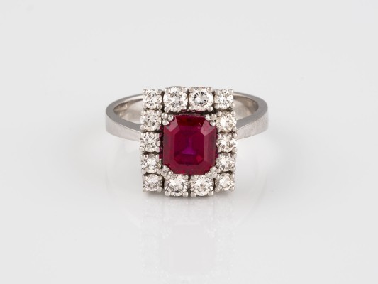 Auktion <br>BEDEUTENDER BURMA-RUBIN RING VON THEODOR WENDE AUS DER SAMMLUNG FRITZ NIESCHER