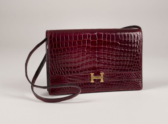 Auktion <br>HERMÈS 'ANNIE' POCHETTE*