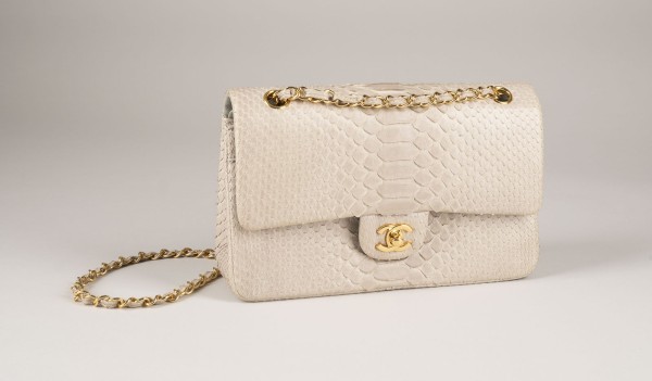 Auktion <br>CHANEL 'TIMELESS' MITTELGROßE TASCHE*