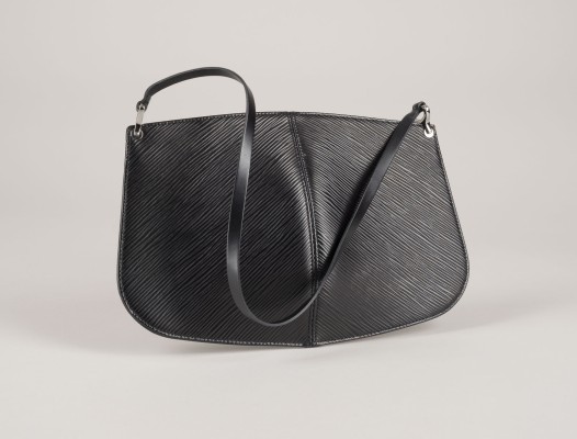 Auktion <br>LOUIS VUITTON 'DEMI LUNE' POCHETTE