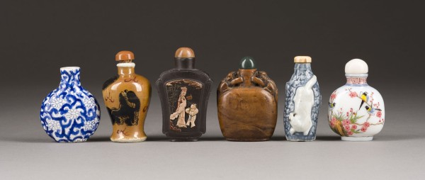 Auction 143<br>EIN SECHSTEILIGES KONVOLUT VON SNUFFBOTTLE