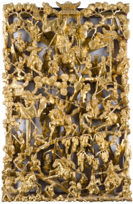 Auktion 143<br>EIN GOLDLACKIERTES HOLZRELIEF MIT FIGURENDARSTELLUNG