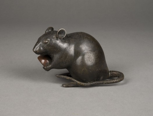 Auction 143<br>EIN OKIMONO EINER RATTE AUS BRONZE