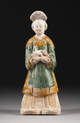 Picture EINE SANCAI-GLASIERTE KERAMIKFIGUR