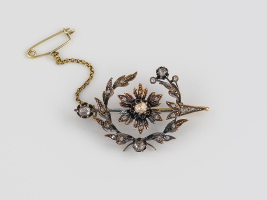 Auction 146<br>DIAMANT BROSCHE