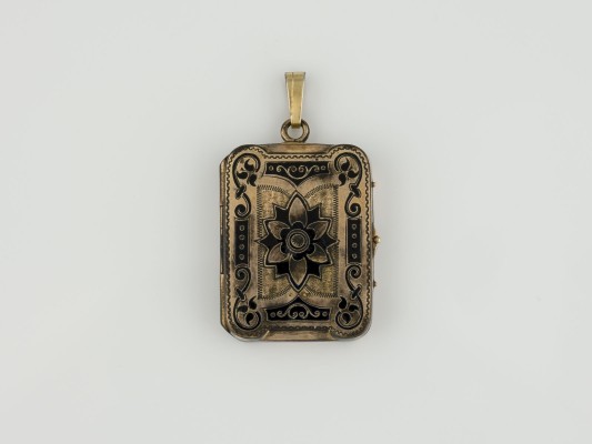 Auction 146<br>MEDAILLON