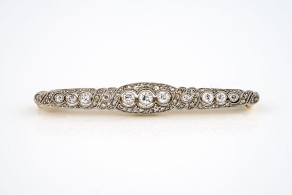 Auction 146<br>ART DÉCO DIAMANT BROSCHE
