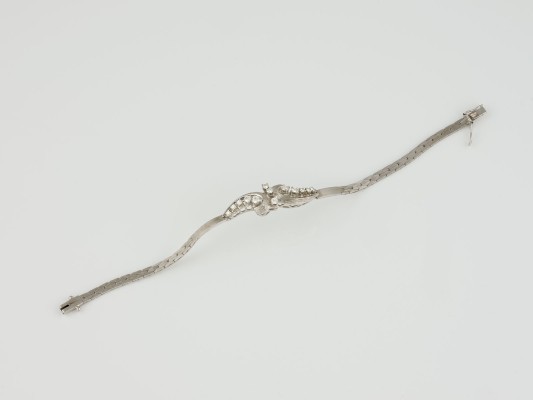 Auction 146<br>BRILLANT ARMBAND