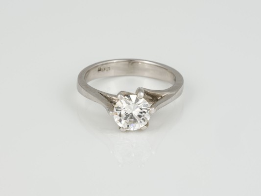 Auction 146<br>BRILLANT SOLITÄR RING