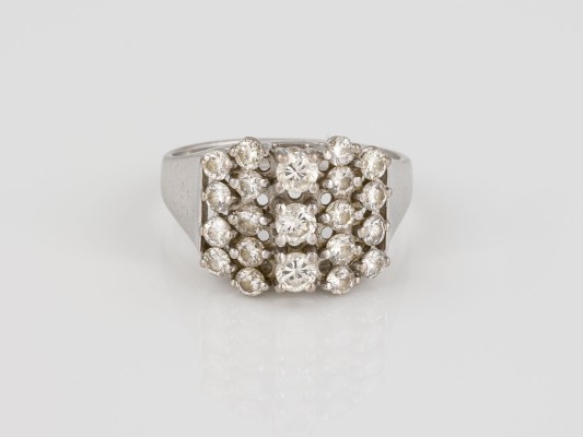 Auction 146<br>BRILLANT RING