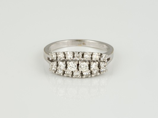 Auction 146<br>DIAMANT RING