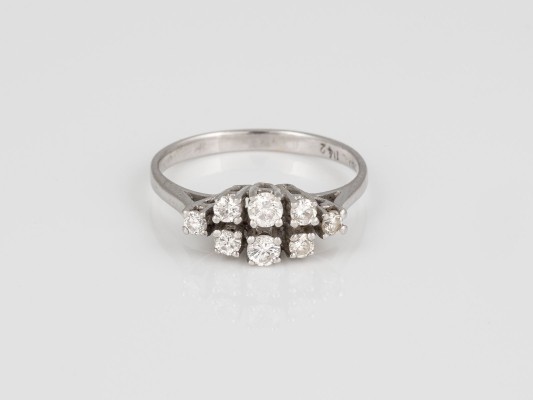 Auction 146<br>BRILLANT RING