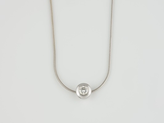 Auction 146<br>BRILLANT COLLIER