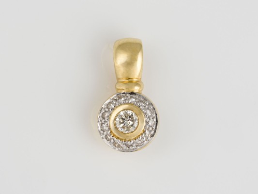 Auction 146<br>BRILLANT ANHÄNGER