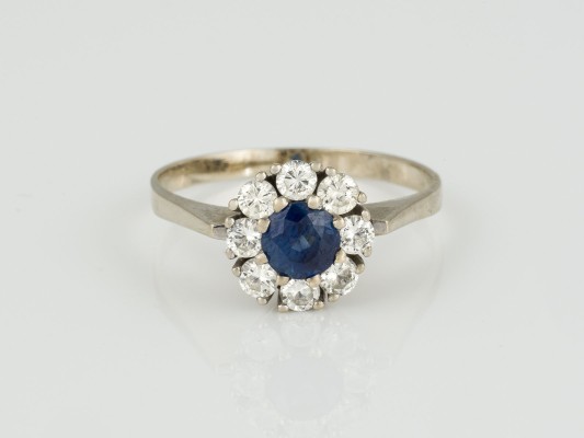 Auktion 146<br>SAPHIR RING
