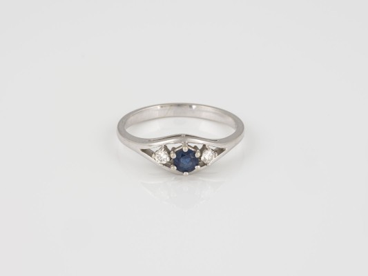 Auktion 146<br>SAPHIR RING