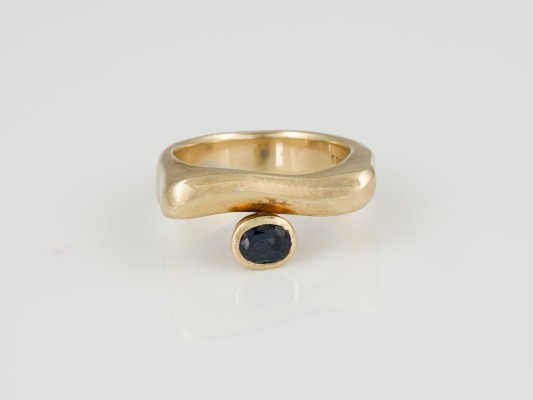 Auktion 146<br>SAPHIR RING