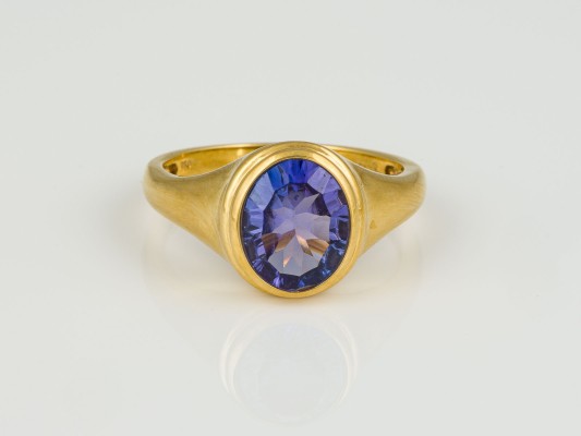 Auktion 146<br>TANSANIT RING