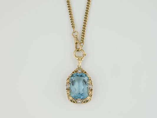 Auktion 146<br>AQUAMARIN COLLIER