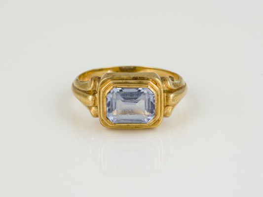 Auktion 146<br>SPINEL RING