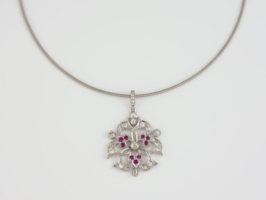 Picture RUBIN DIAMANT ANHÄNGER MIT KETTE