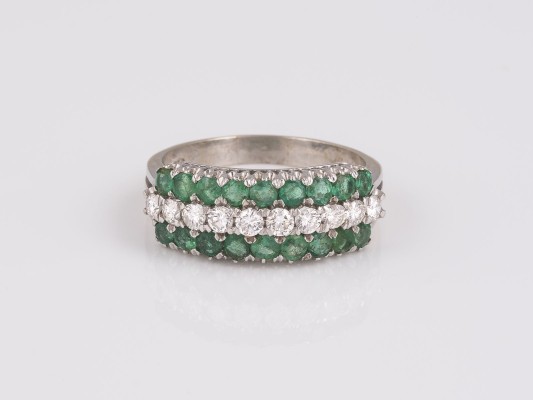 Auktion 146<br>EDELSTEIN RING