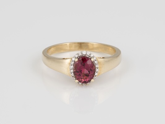 Auction 146<br>TURMALIN RING
