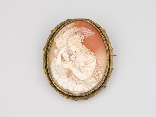 Auction 146<br>BROSCHE