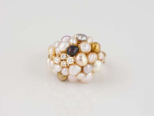 Auction 146<br>PERLEN RING