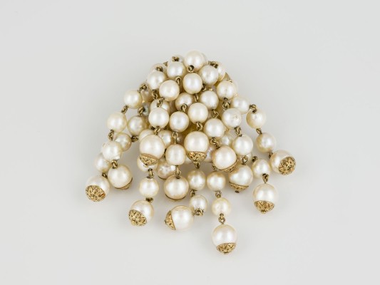 Auction 146<br>PERLENBROSCHE