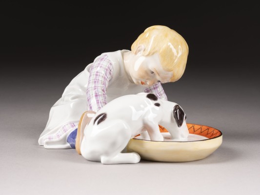 Auktion 146<br>KIND MIT HUND, DER AUS EINER SCHALE SÄUFT
