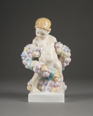 Picture PUTTO MIT BLUMENGIRLANDE ALS ALLEGORIE DES SOMMERS