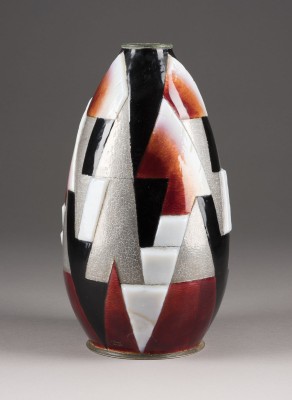 Auction 146<br>ART-DÉCO-VASE