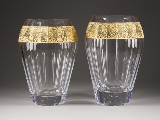Auction 146<br>PAAR GROSSE ART-DÉCO-VASEN 'DIVA'