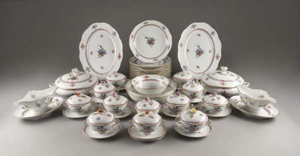 Auction 146<br>46-TEILIGES SPESIESERVICE 'APPONYI BUNT'