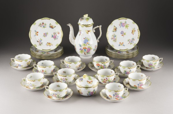 Auktion 146<br>38-TEILIGES KAFFEESERVICE 'VICTORIA'